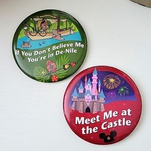 DISNEY Park buttons LIKE NEW!